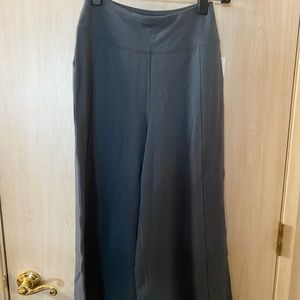 Lululemon culottes